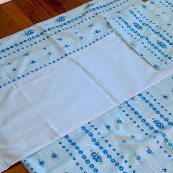Vintage Handmade Blue Floral  Twin Duvet Cover, Pillow Shams and Accent Pillow C - Picture 2 of 16